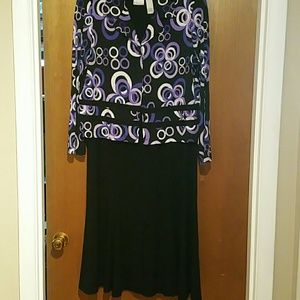 Black sleeveless dress with jacket